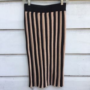 New JOA black and gold stripe pencil skirt S